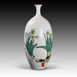 瓷韵流芳 从景德镇到龙泉青瓷的艺术与投资之旅